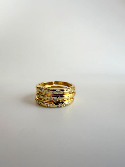 Rounded Sparkling Ring