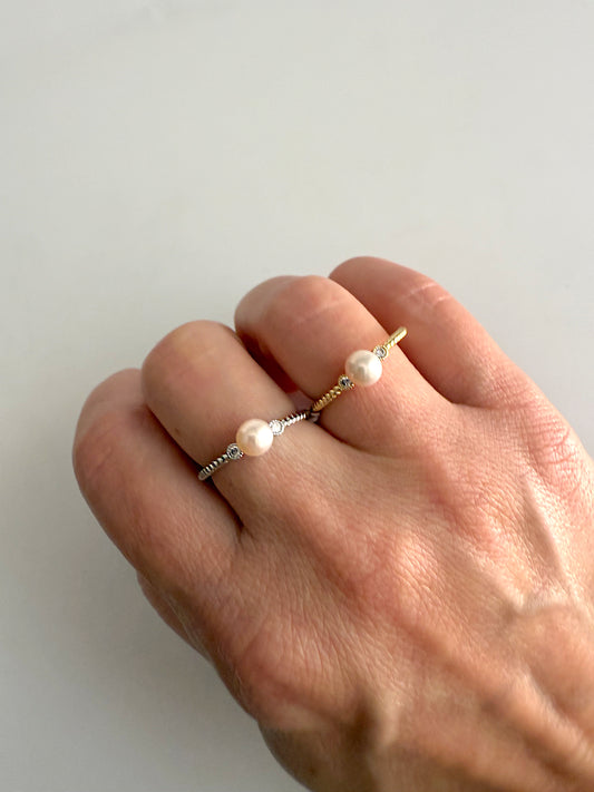 Solitary Pearl Ring