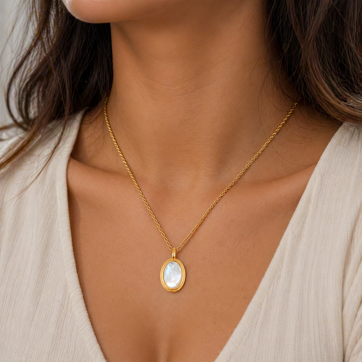 Mother of Pearl Oval Pendant Necklace – Waterproof Gold Everyday Necklace