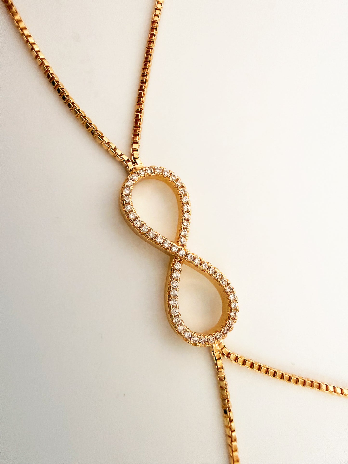 The Infinity Hand Chain