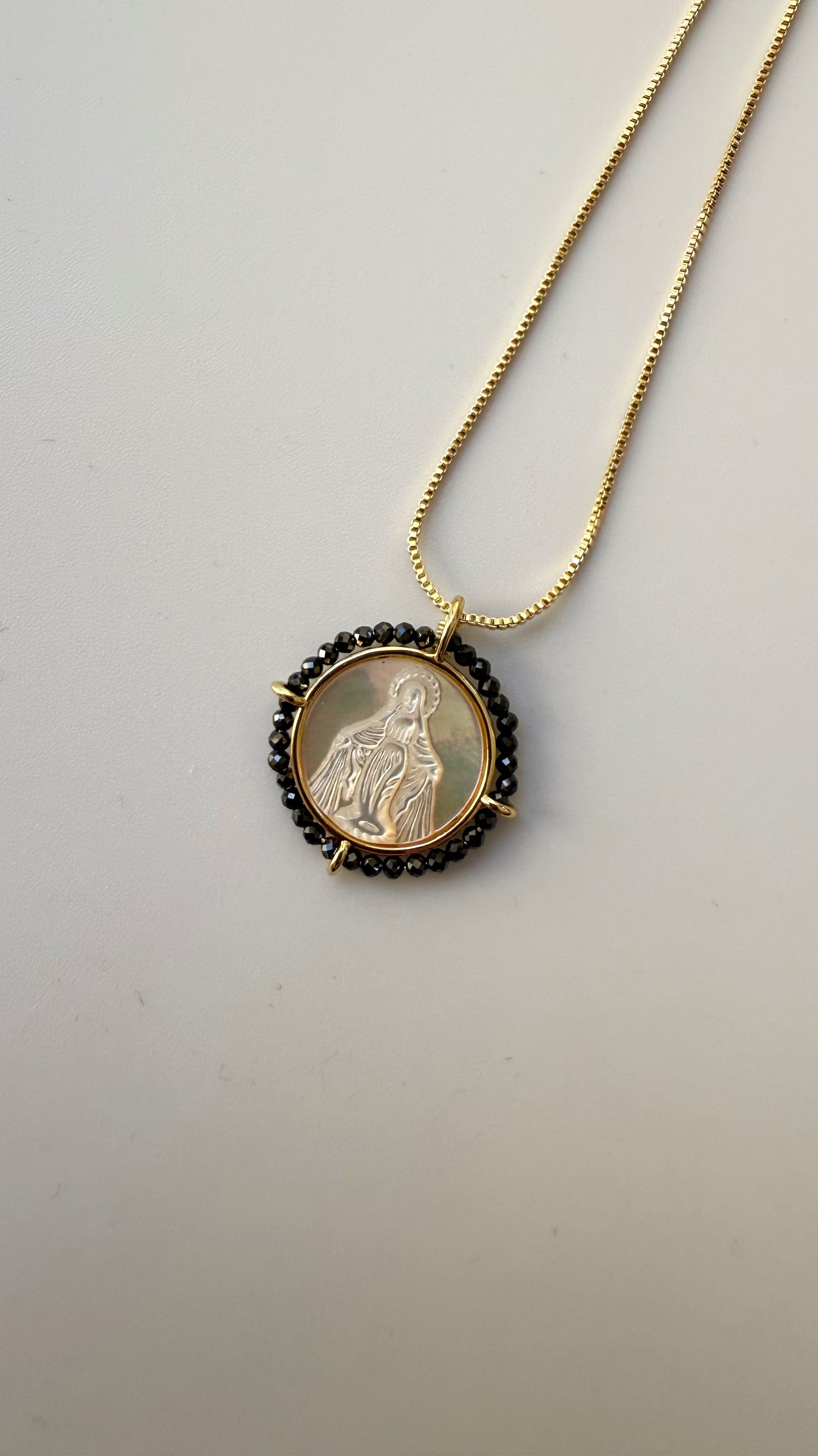 Virgin of the Miraculous Medal / Nacre and Crystals Necklace