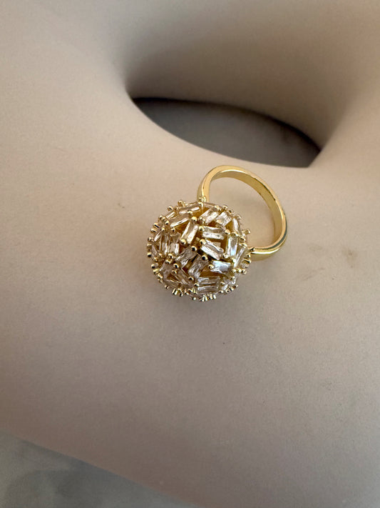 Sparkling Sphere Ring
