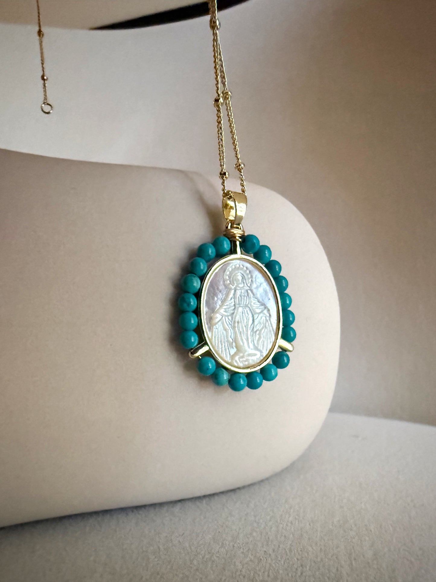 Pearled nacre Virgin of Miraculous Medal pendant necklace