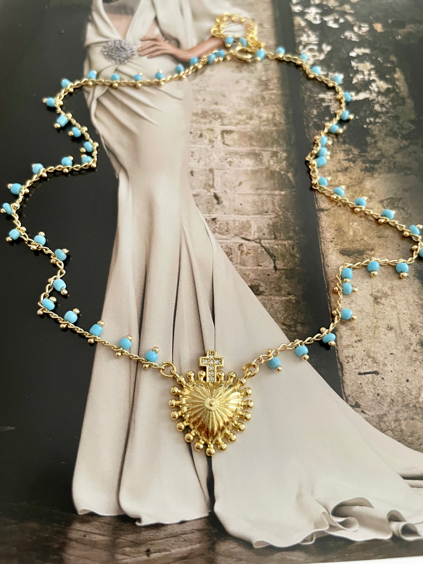 Collier turquoise sacré coeur