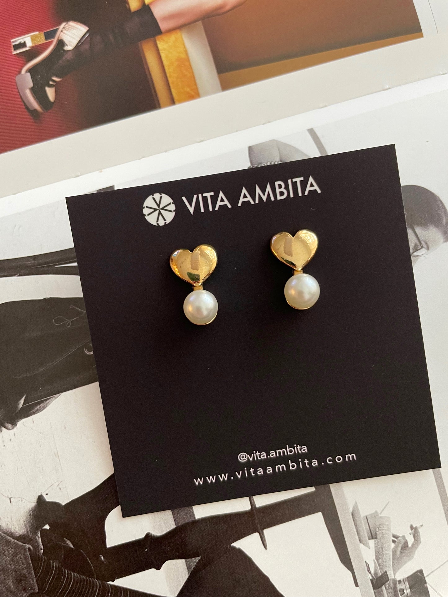Heart with pearl earrings