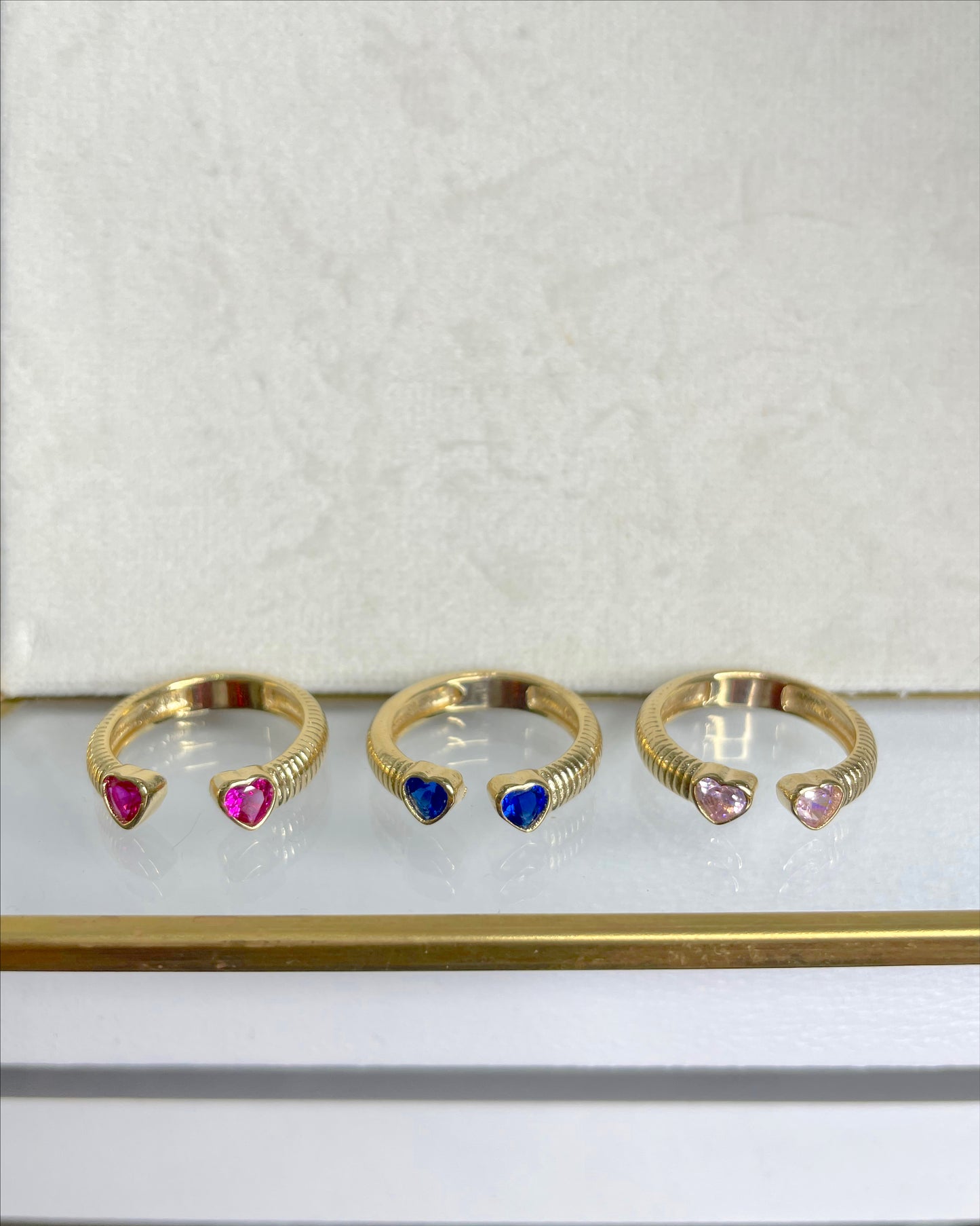 Bague ouverte pierres coeur