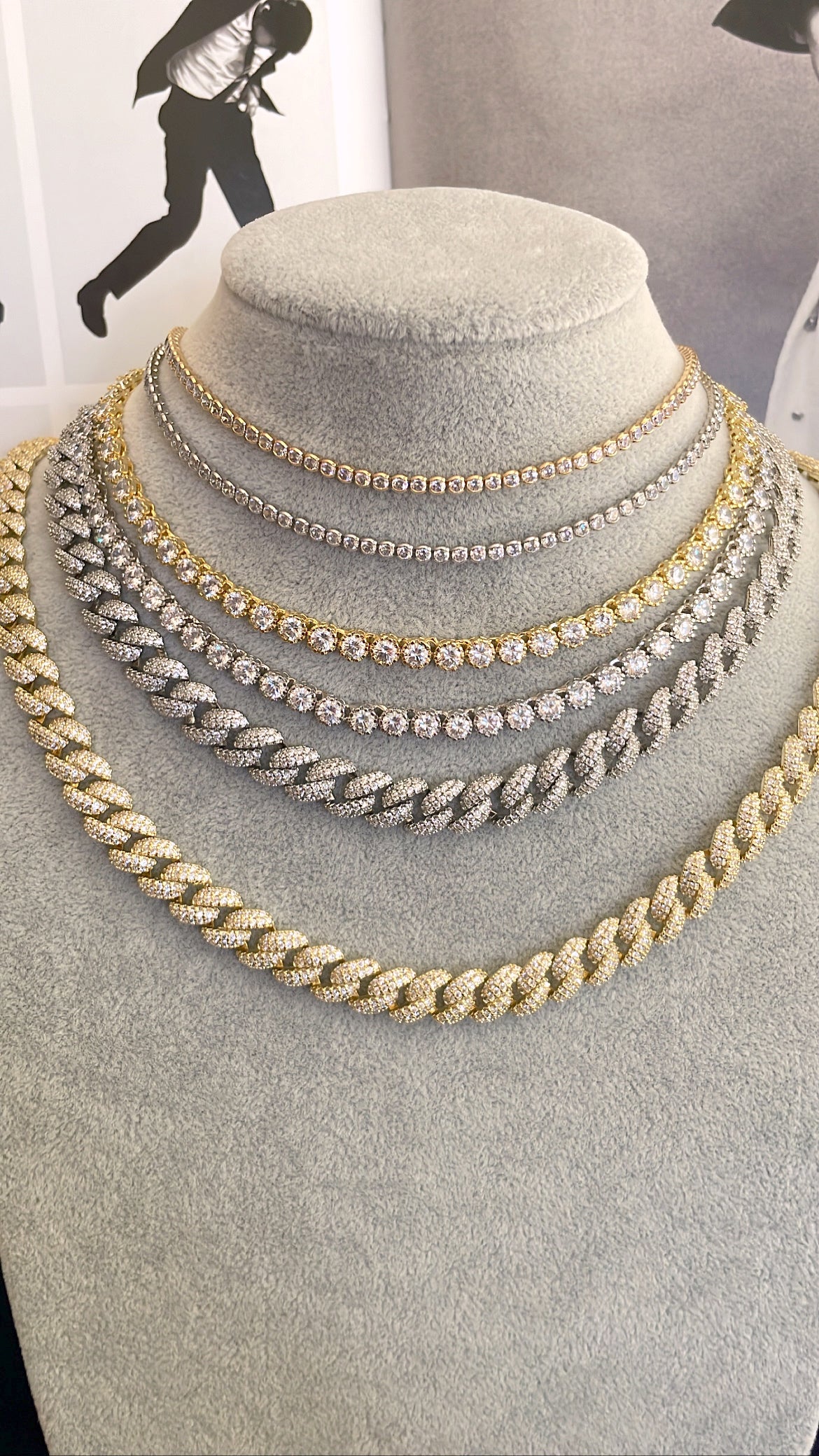 Iced Cuban link necklace