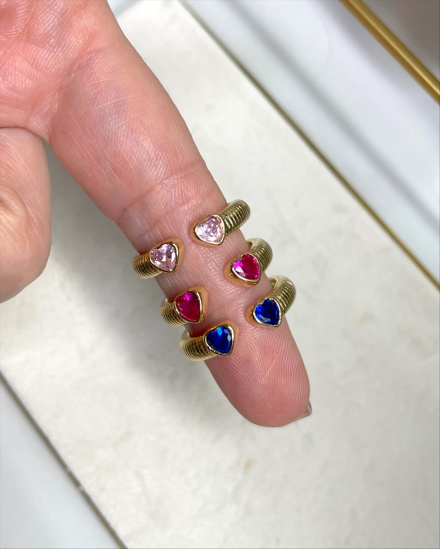 Bague ouverte pierres coeur