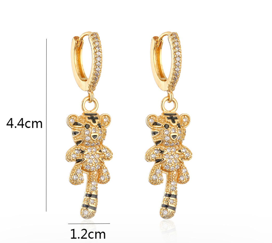 Zirconia cute tiger earrings