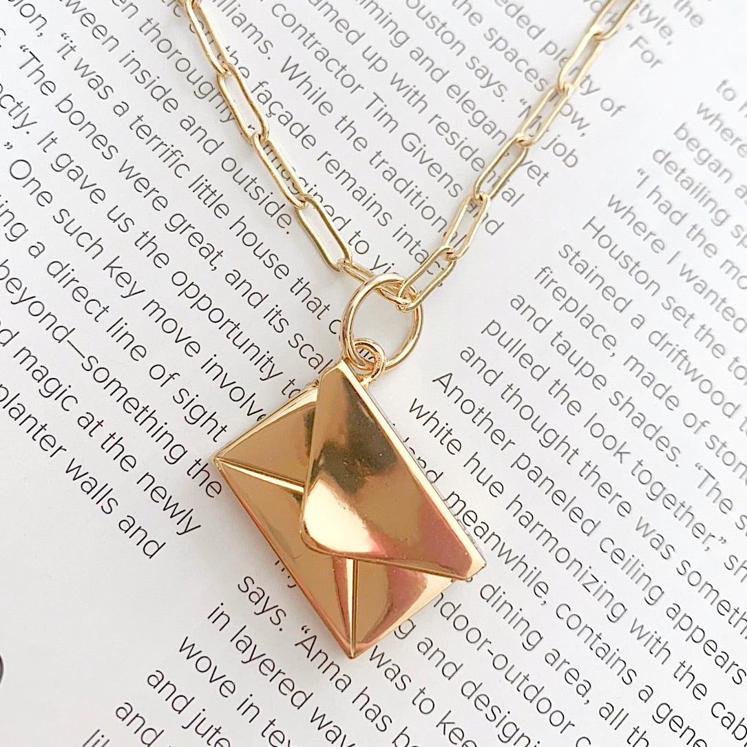 Construye tu propio collar con dijes