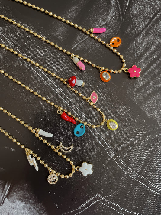 Vita Style Mini Charms necklace