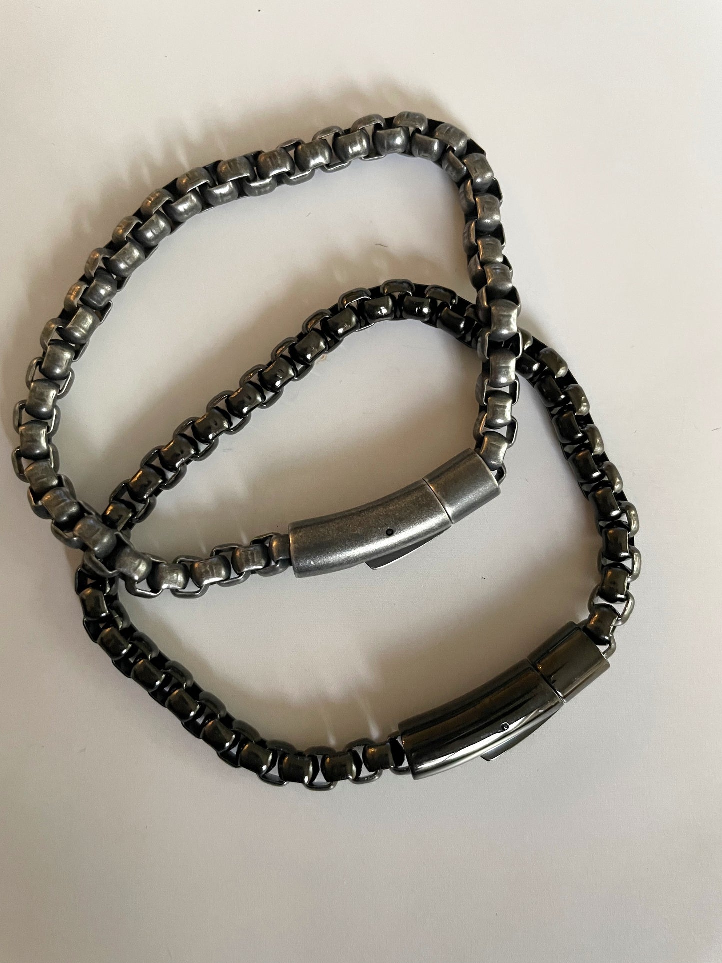 Bracelets pour hommes en acier plaqué titane