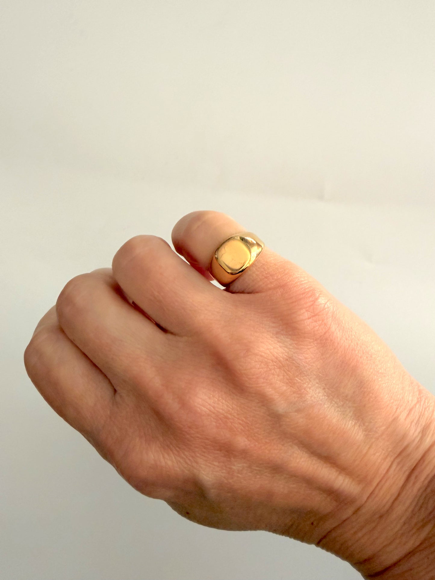 Pinky Golden Ring