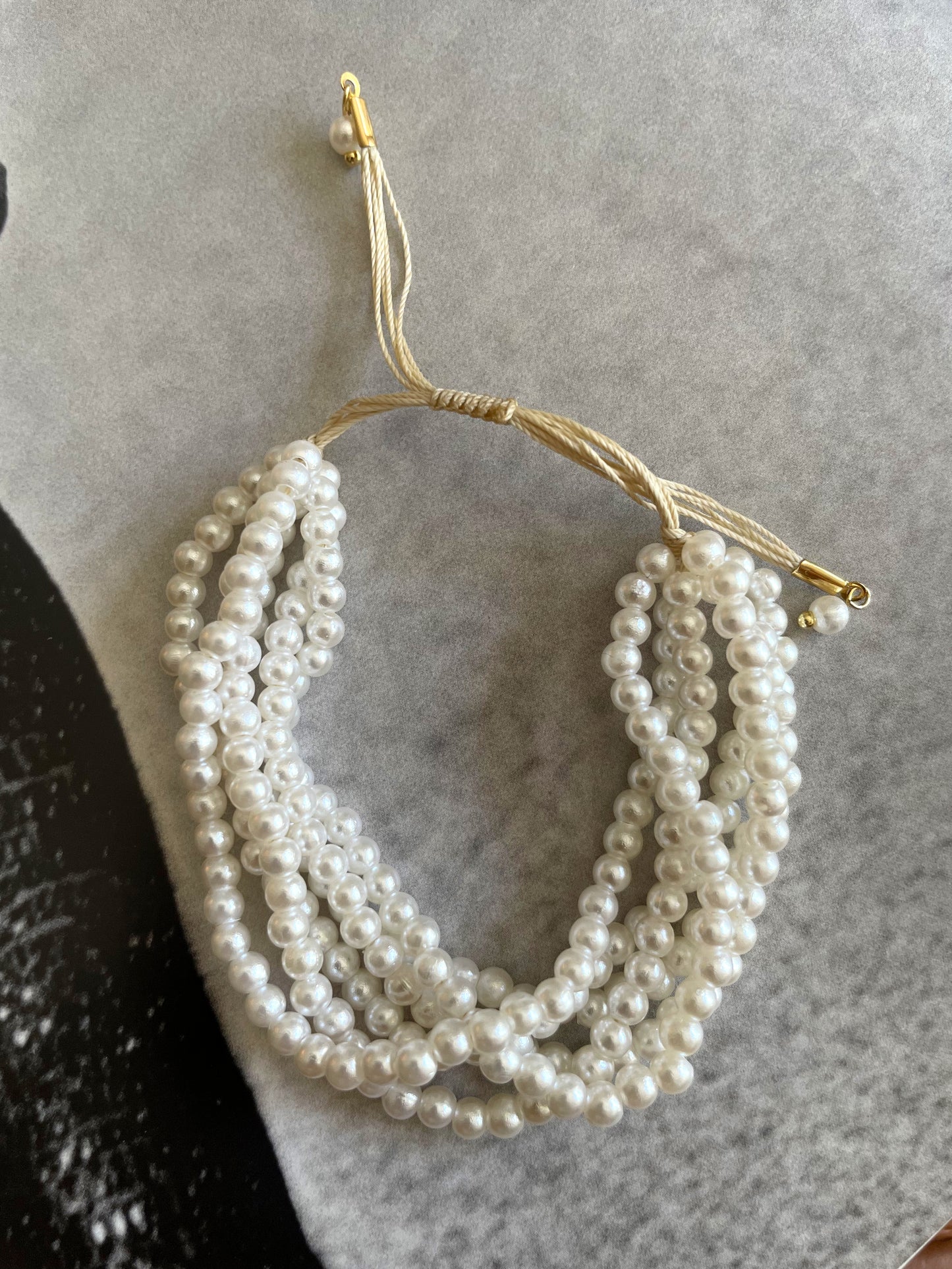 Mini Pearls Adjustable Bracelet