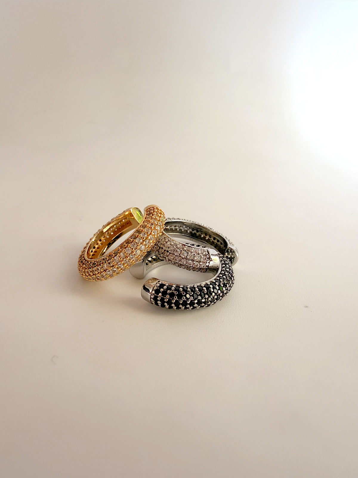 Micropave earcuff