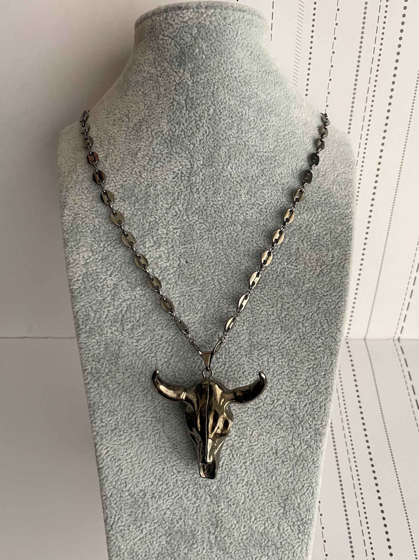 Rhodium Bull pendant long necklace