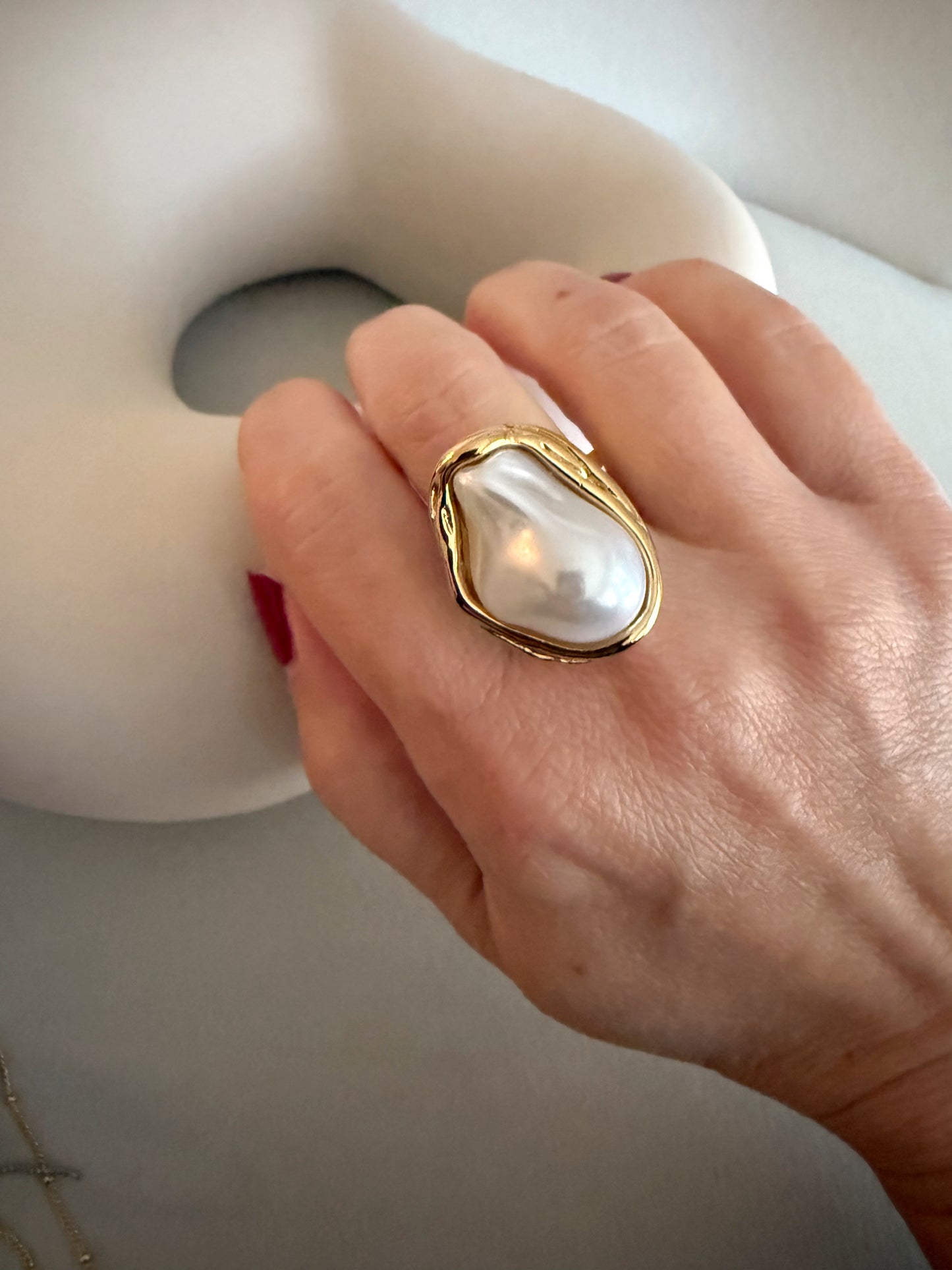 Statement Pearl Ring
