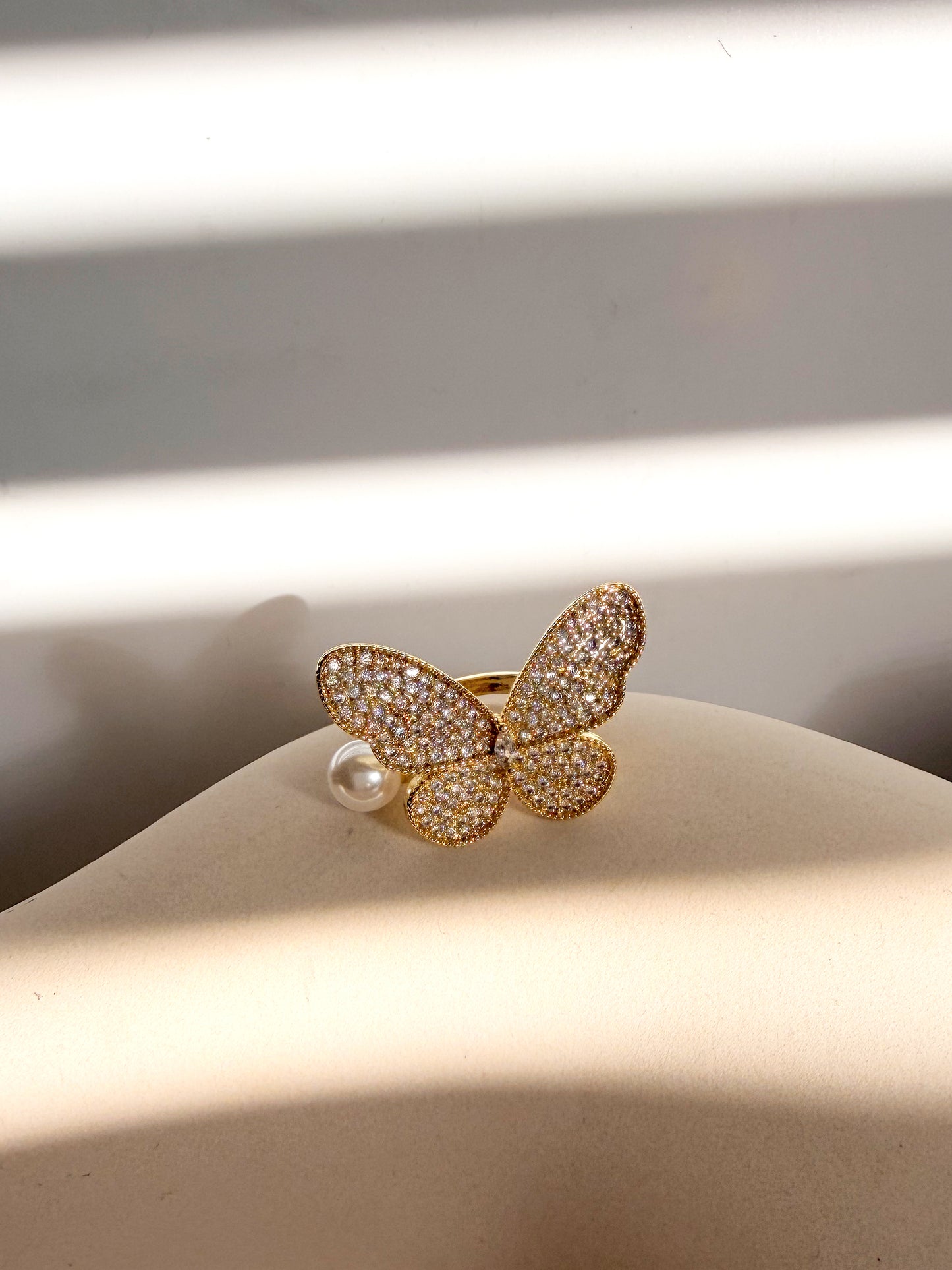 Sparkling Butterfly Ring