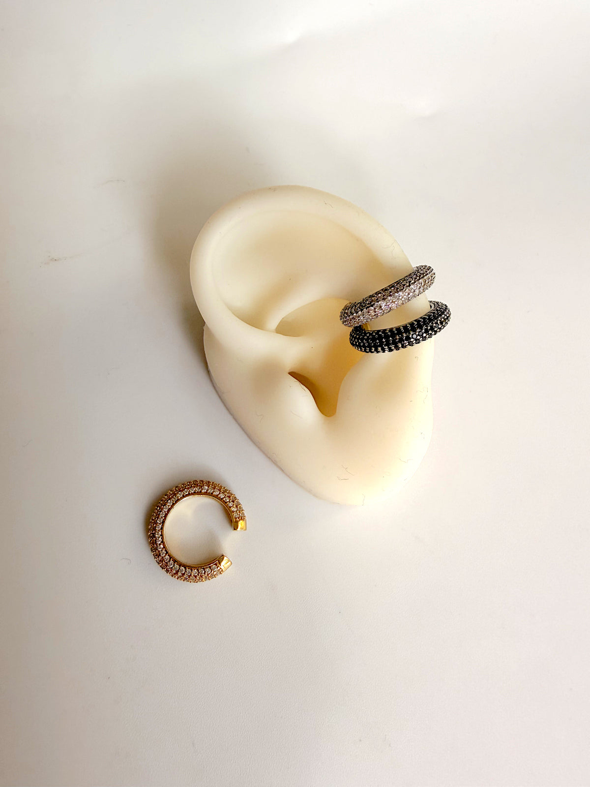 Micropave earcuff