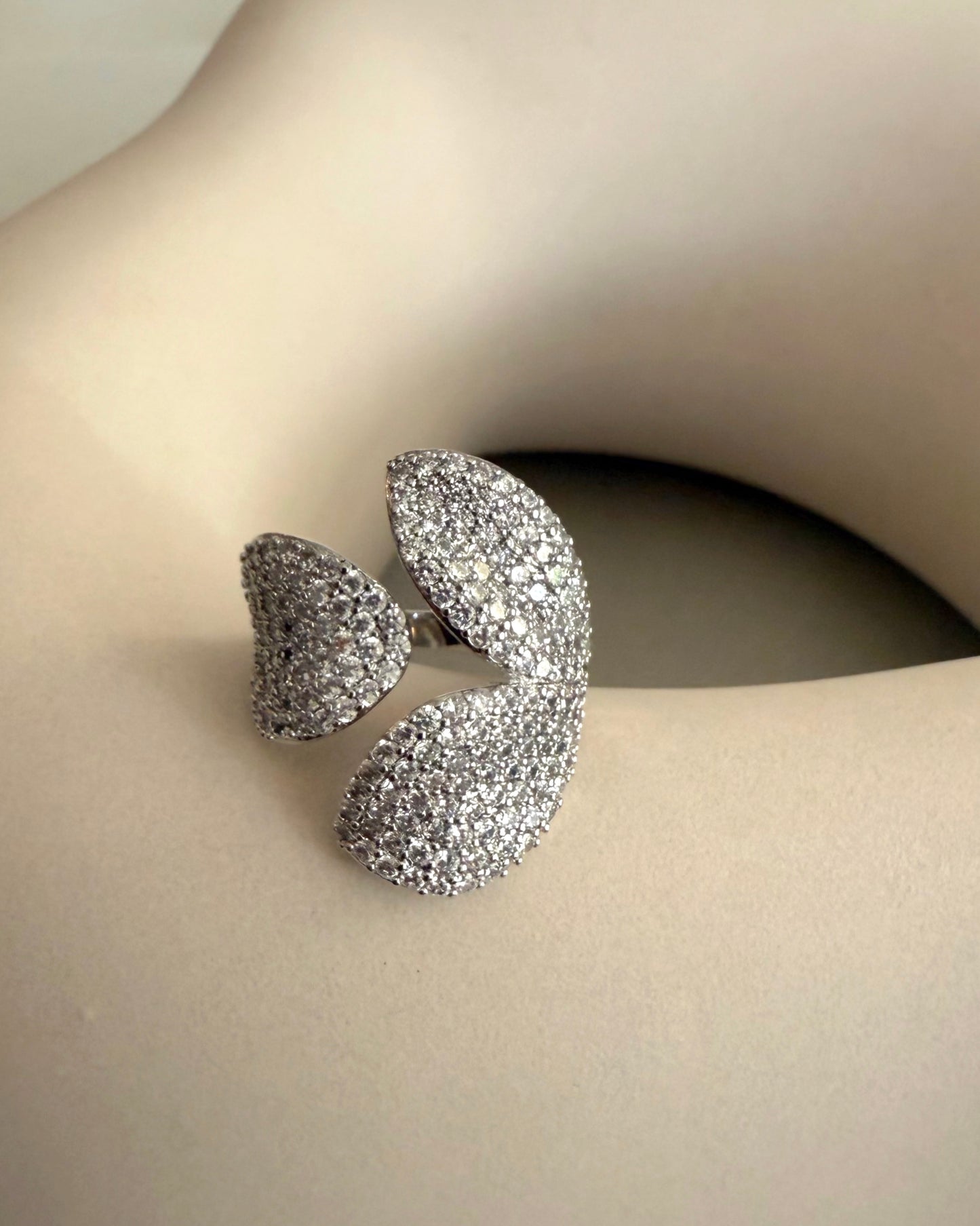 The Bloom Ring