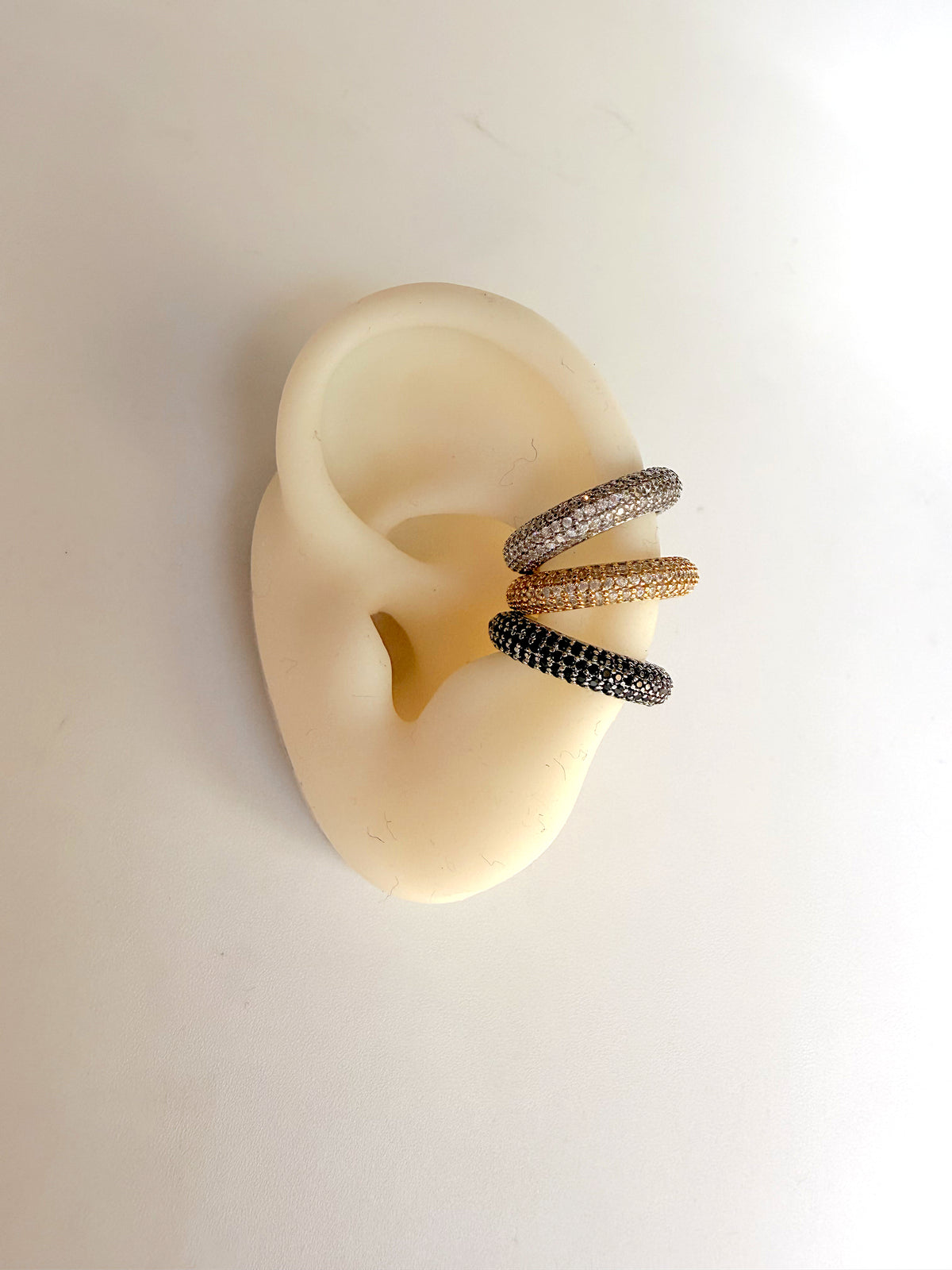 Micropave earcuff