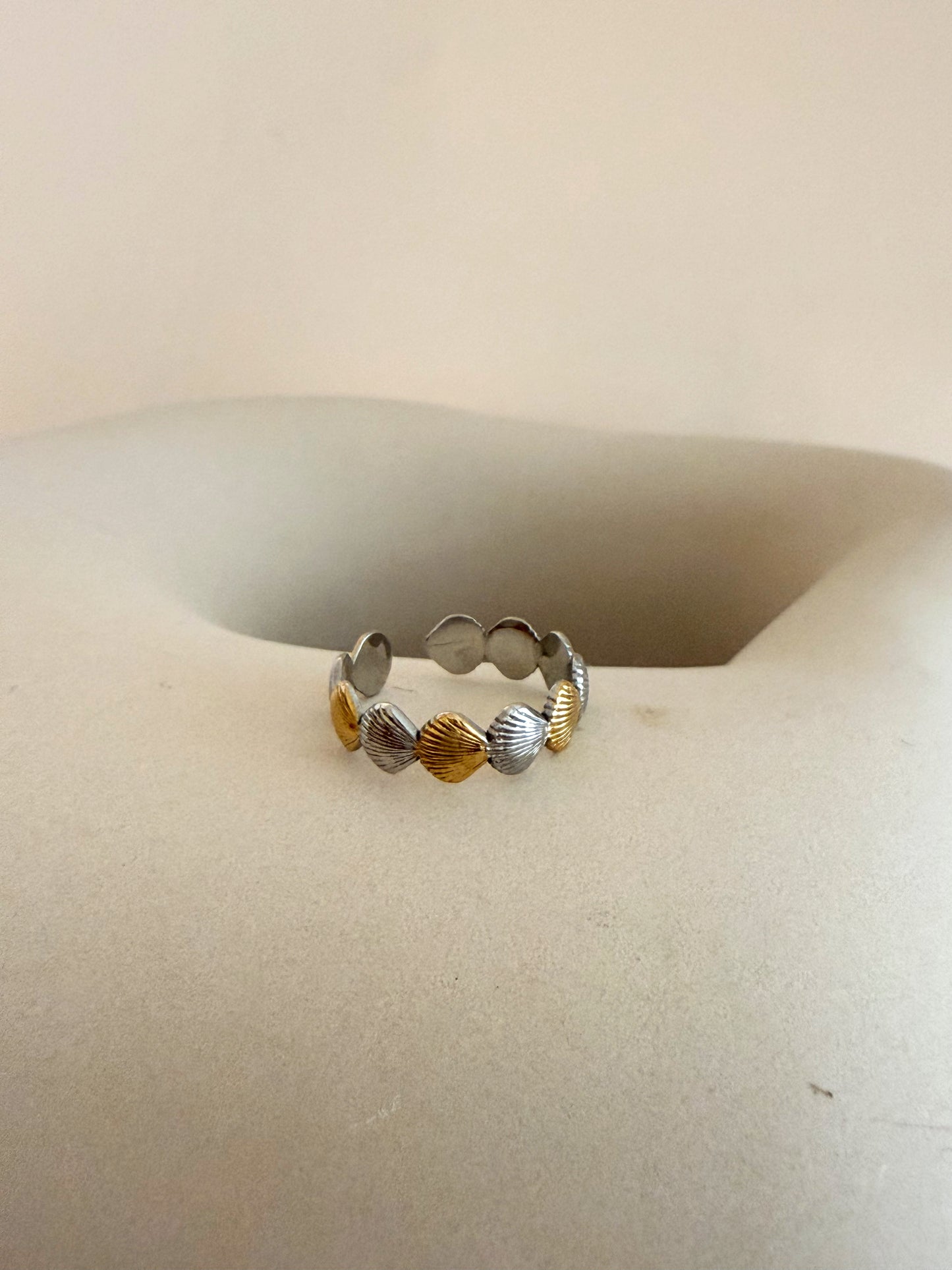 Shells Ring
