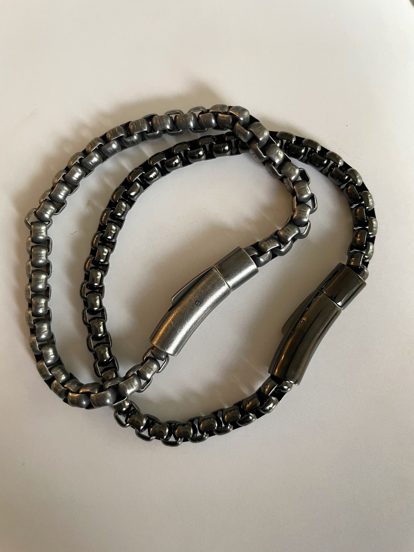 Bracelets pour hommes en acier plaqué titane