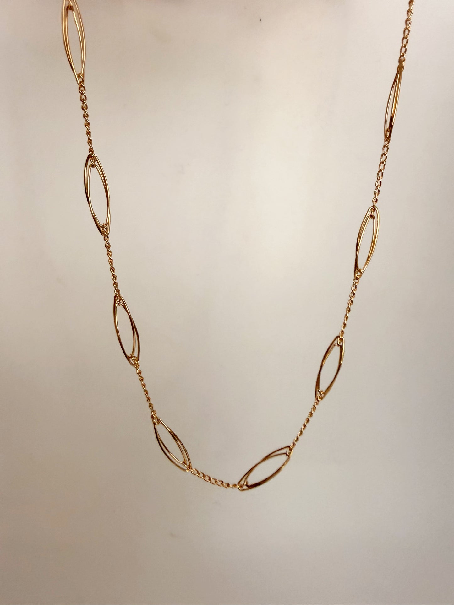 Open Oval Link Necklace