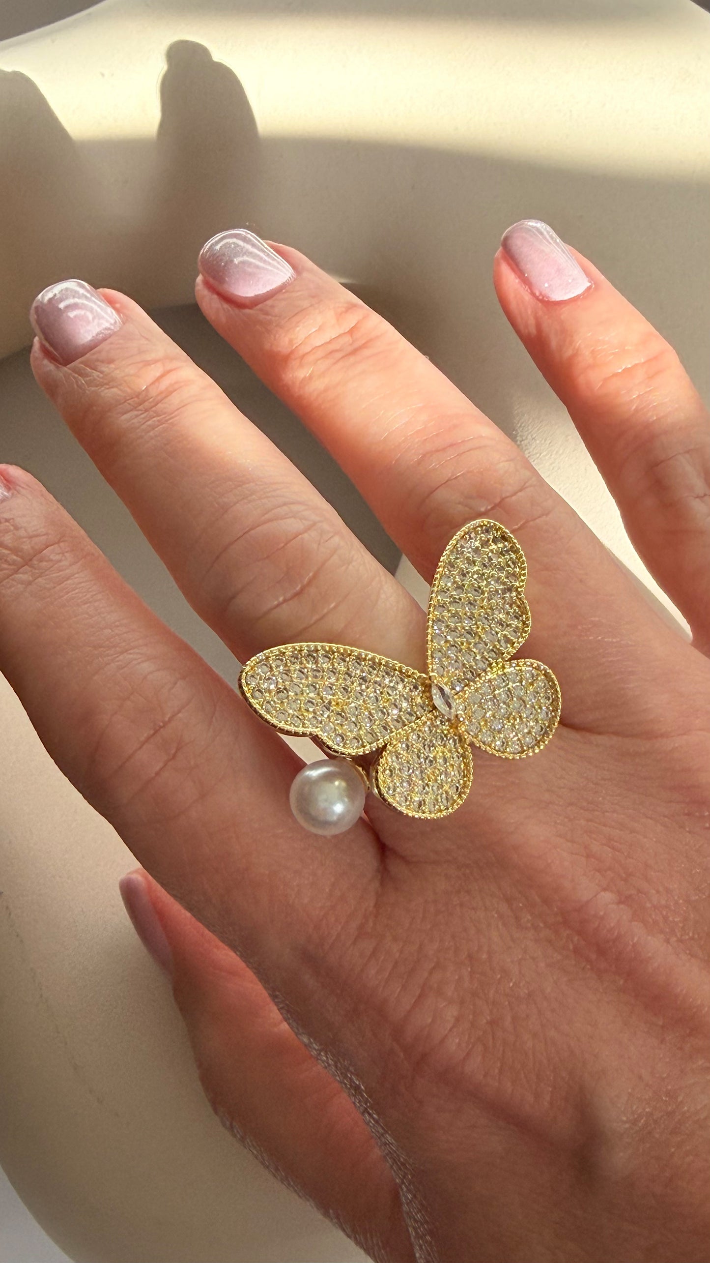Sparkling Butterfly Ring