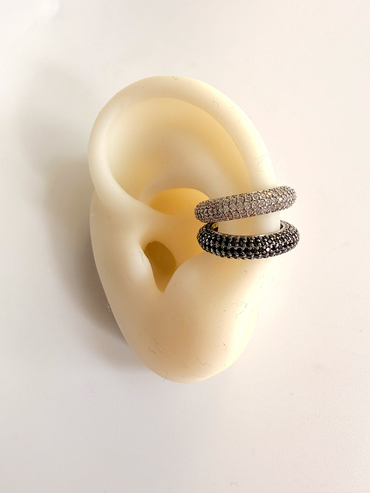 Micropave earcuff