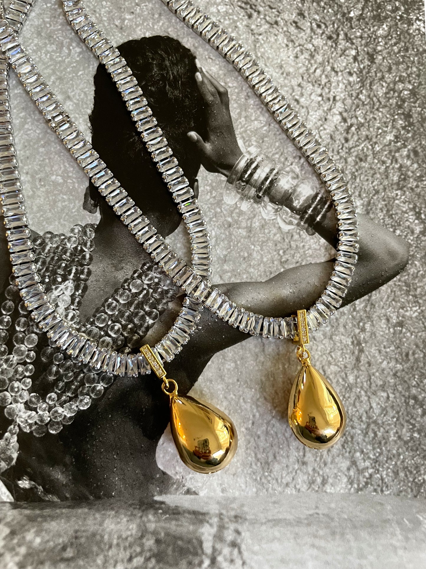 Gold Drop on baguettes necklace