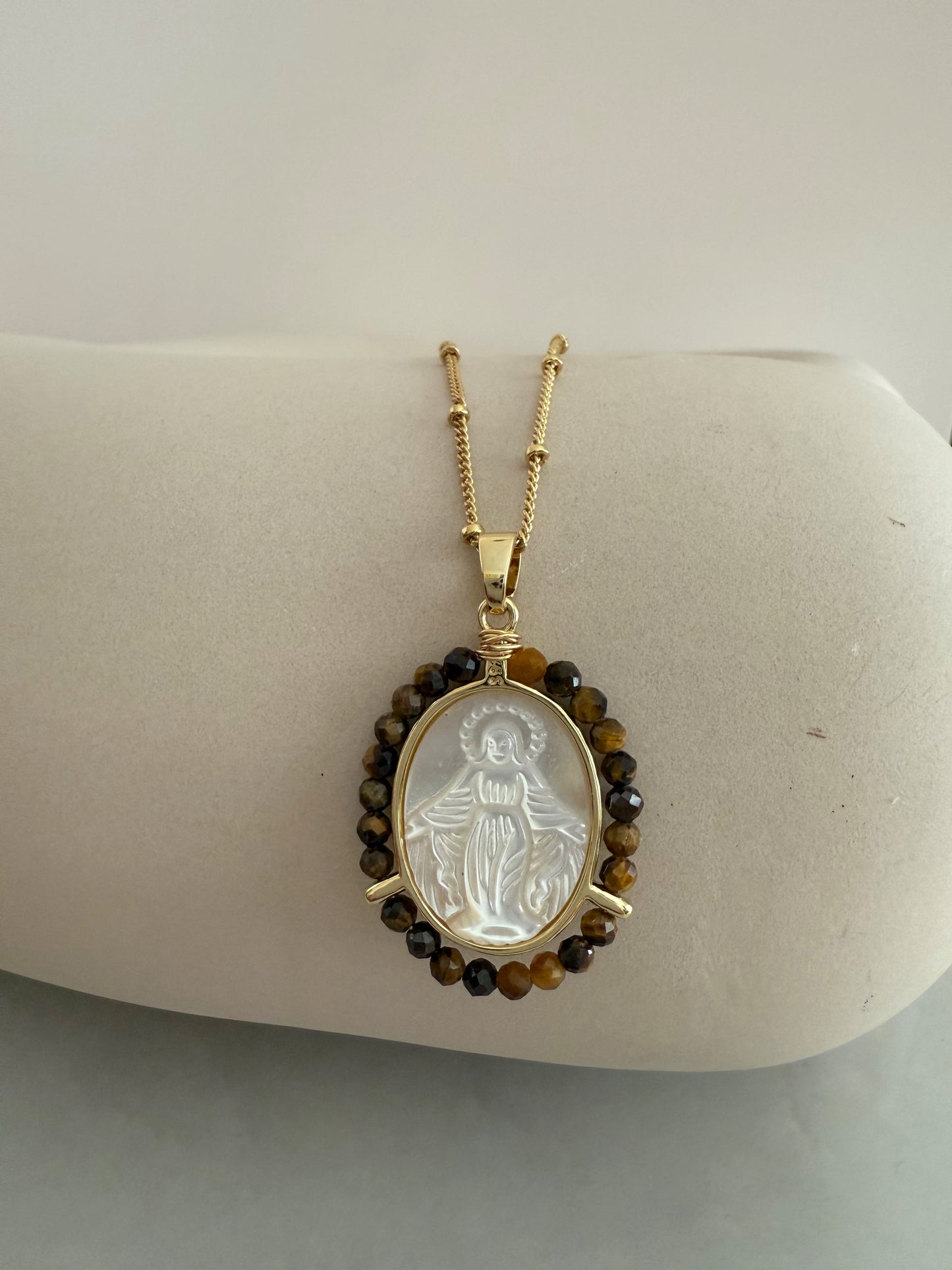 Virgin of the Miraculous Medal / Nacre and Crystals Necklace