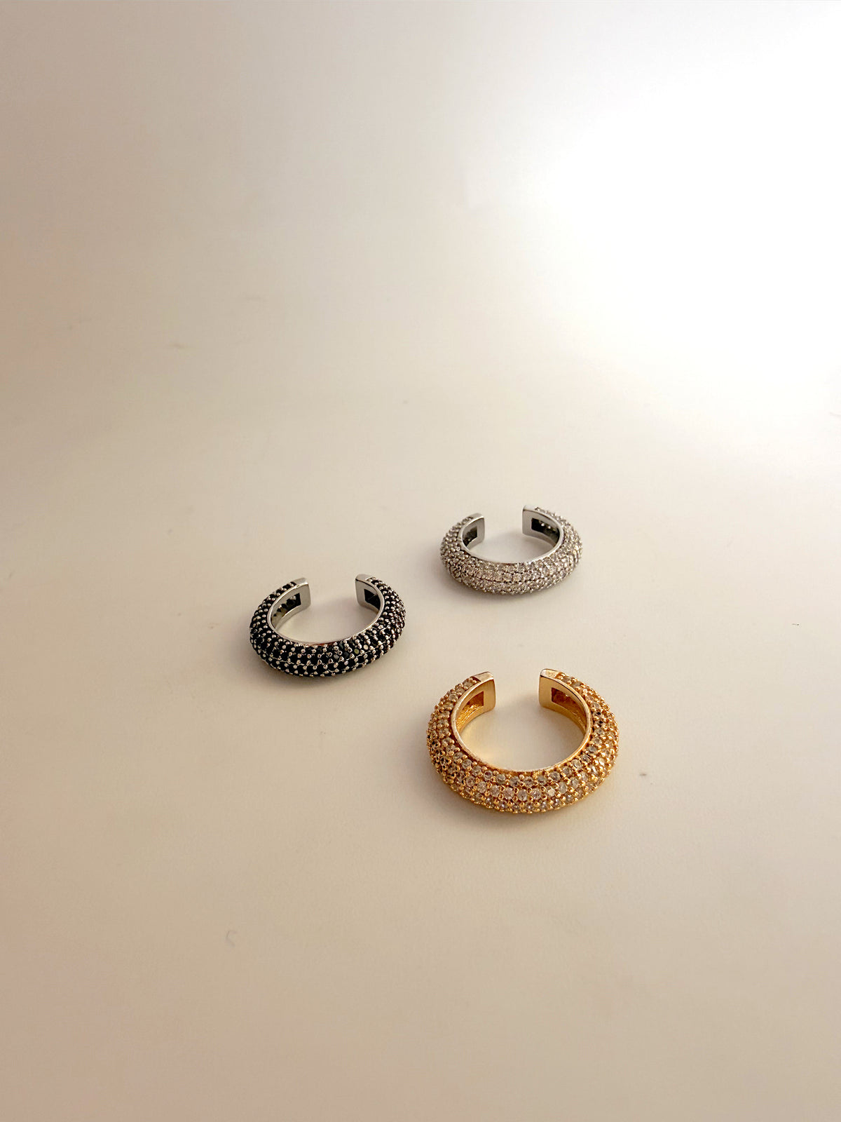 Micropave earcuff