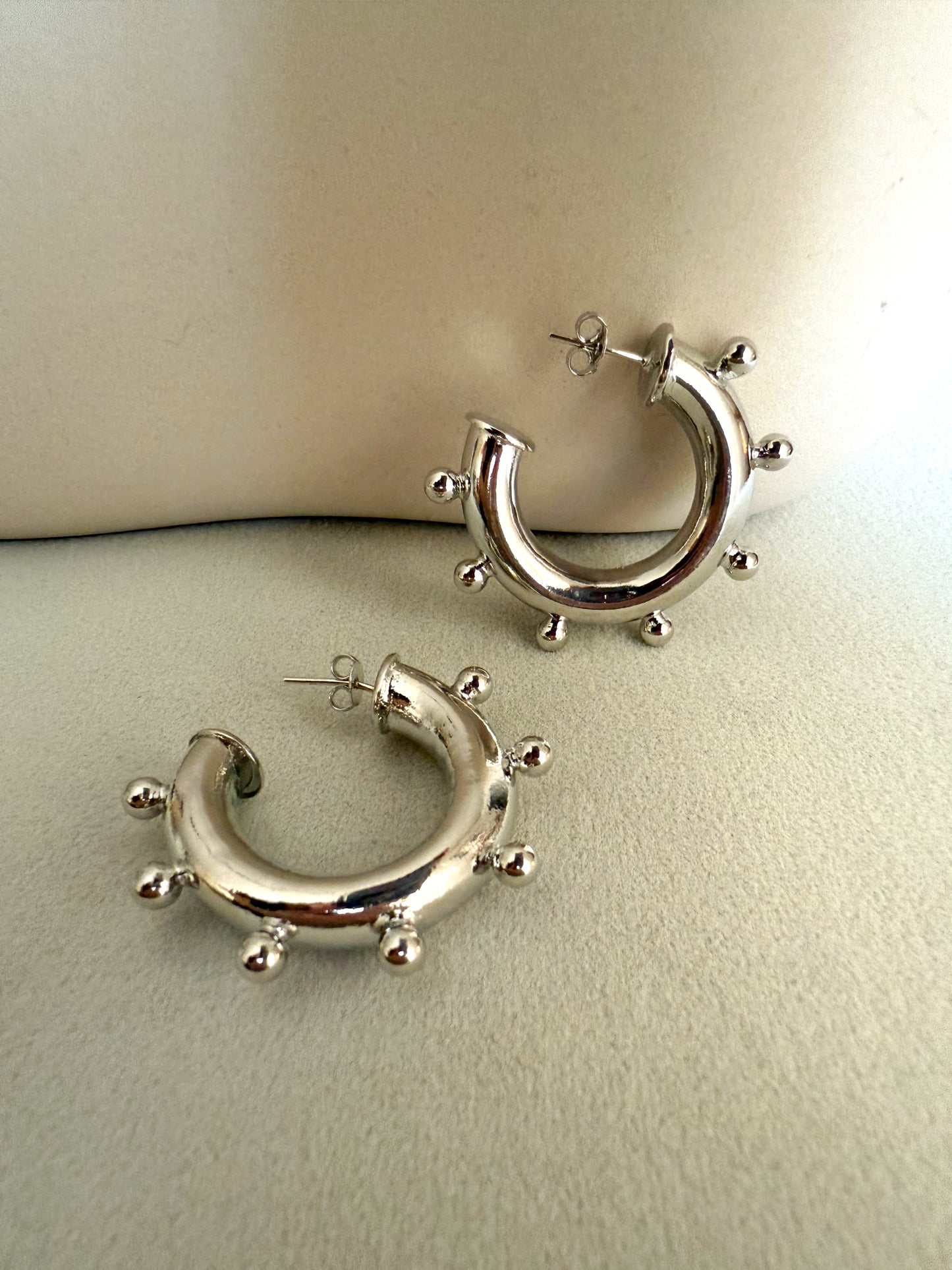 Dotted Chunky Hoop Earrings