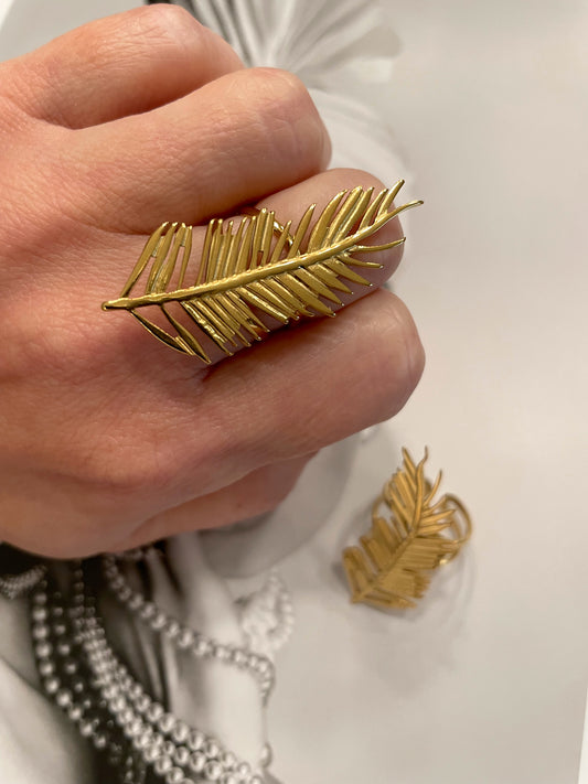 The feather ring