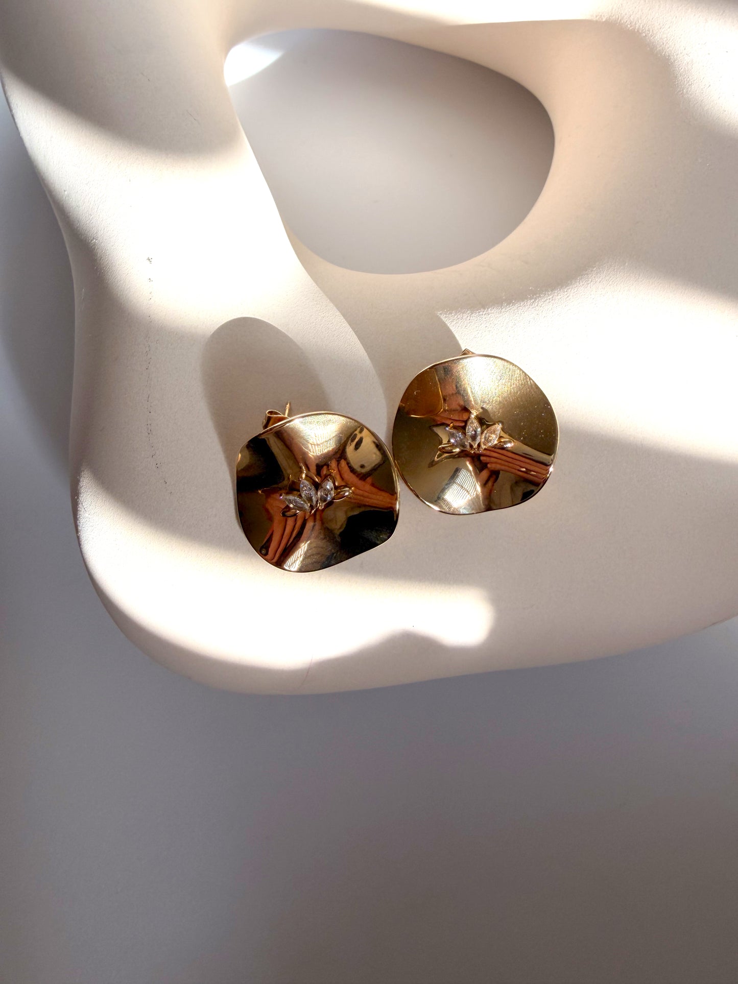 Lumi Disc Earrings