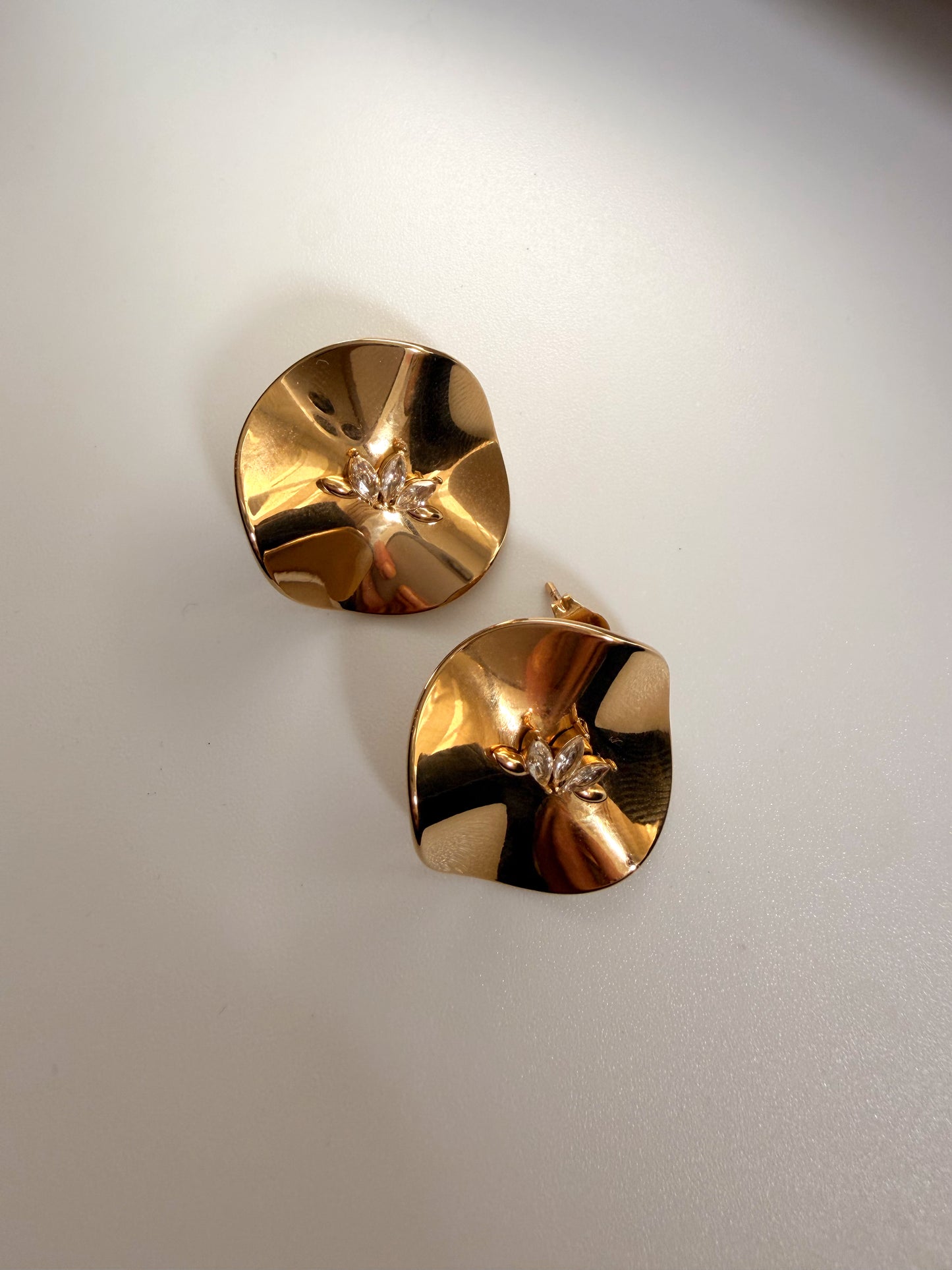 Lumi Disc Earrings