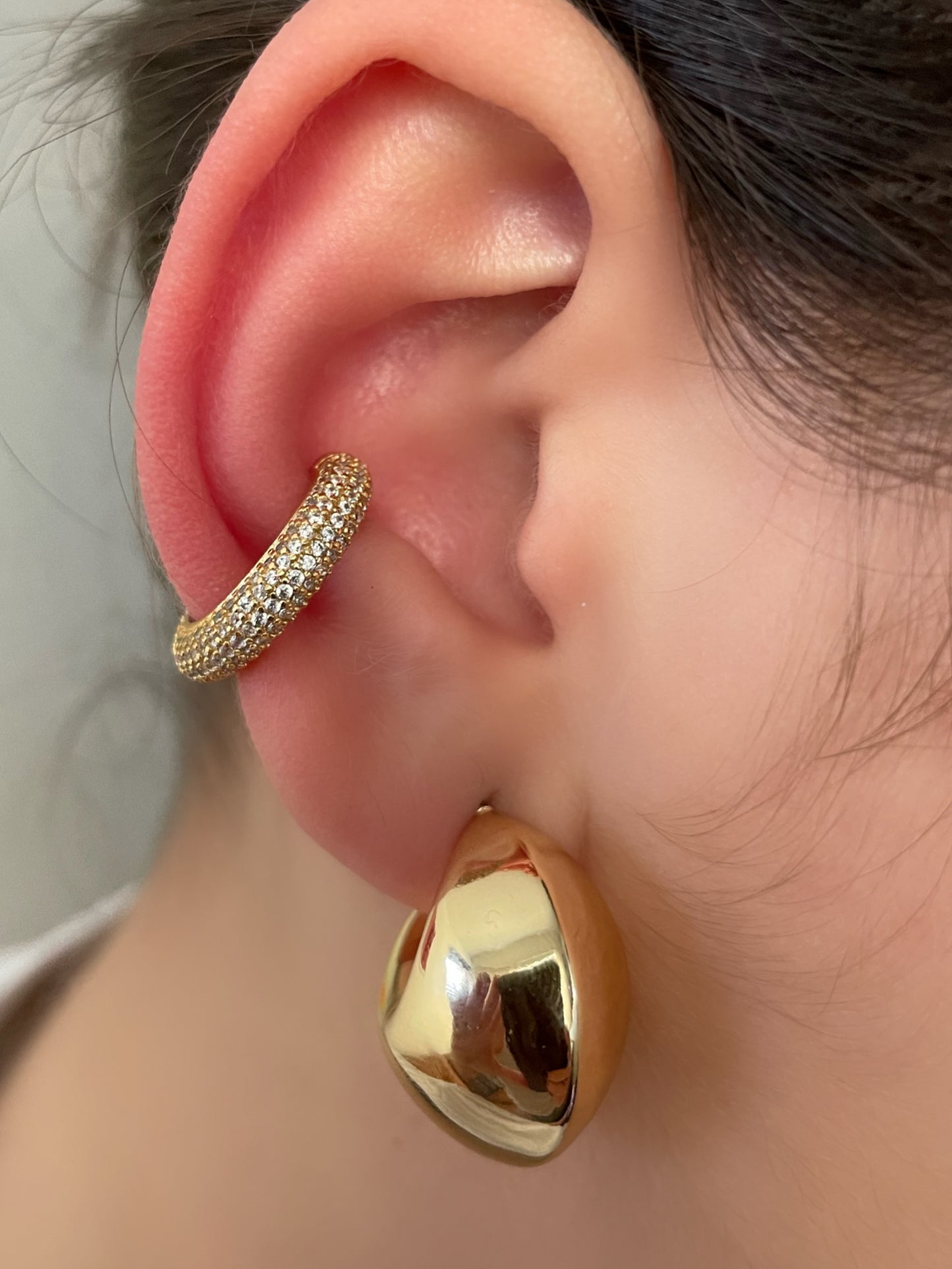 Boucle d'oreille micropave