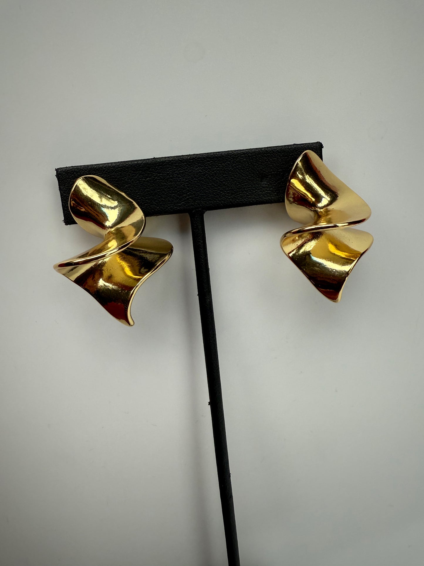 Curve Statement Earrings