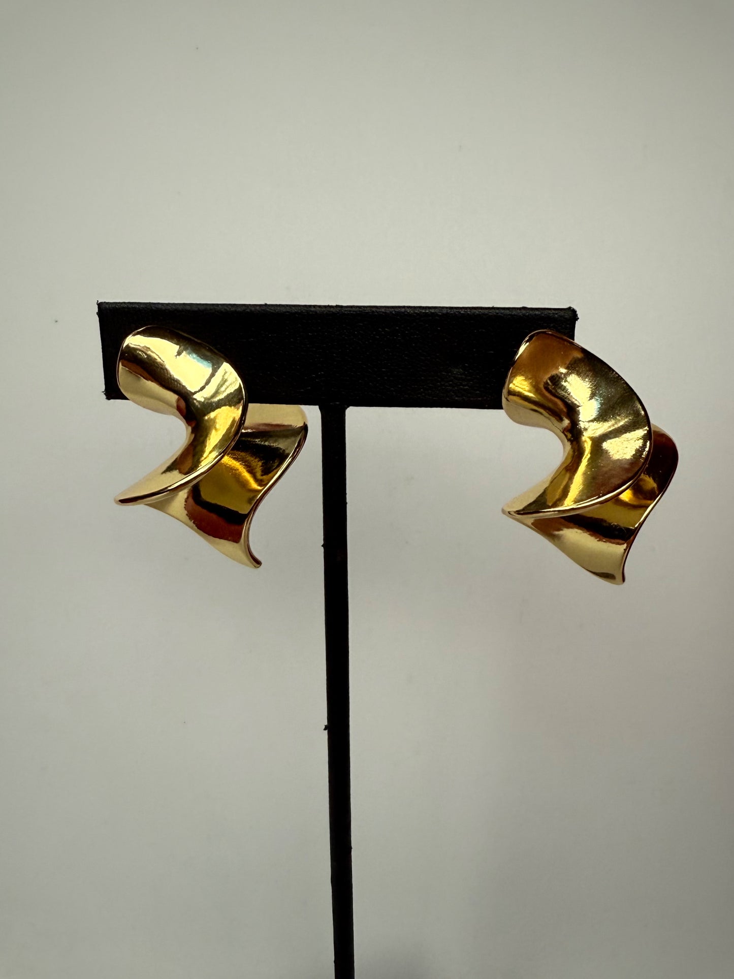 Curve Statement Earrings