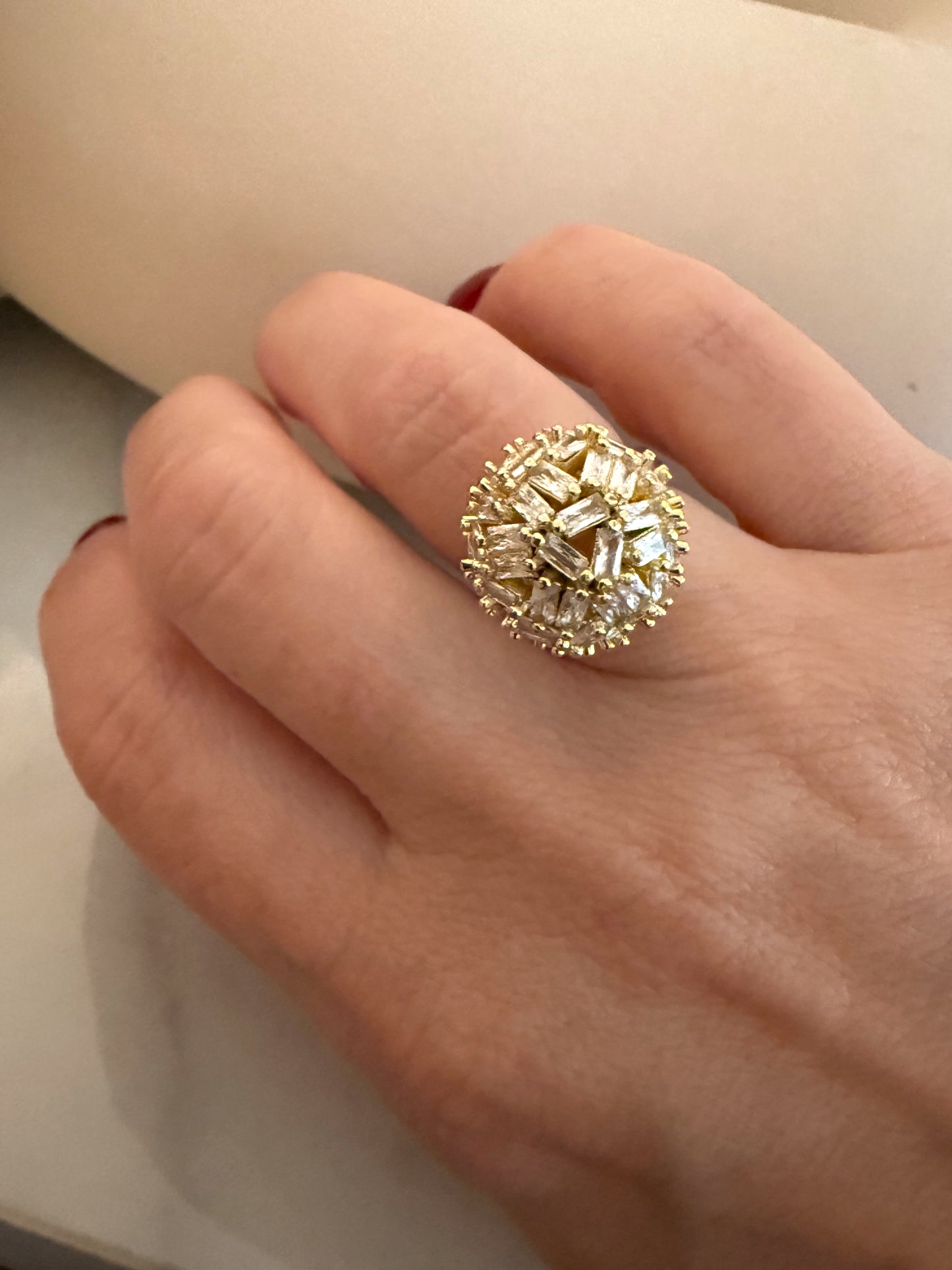 Sparkling Sphere Ring