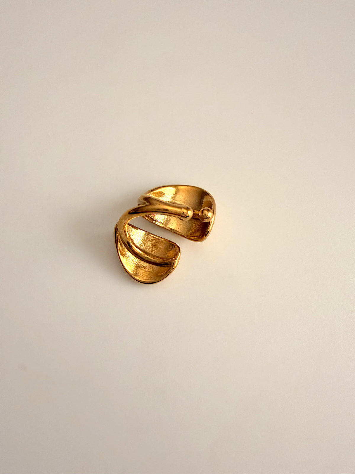 Forma Ear Cuff