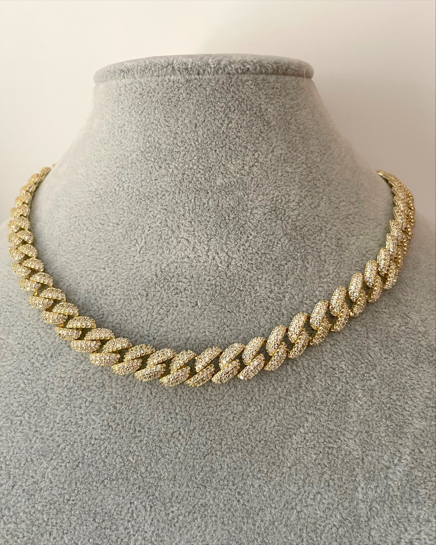 Iced Cuban link necklace