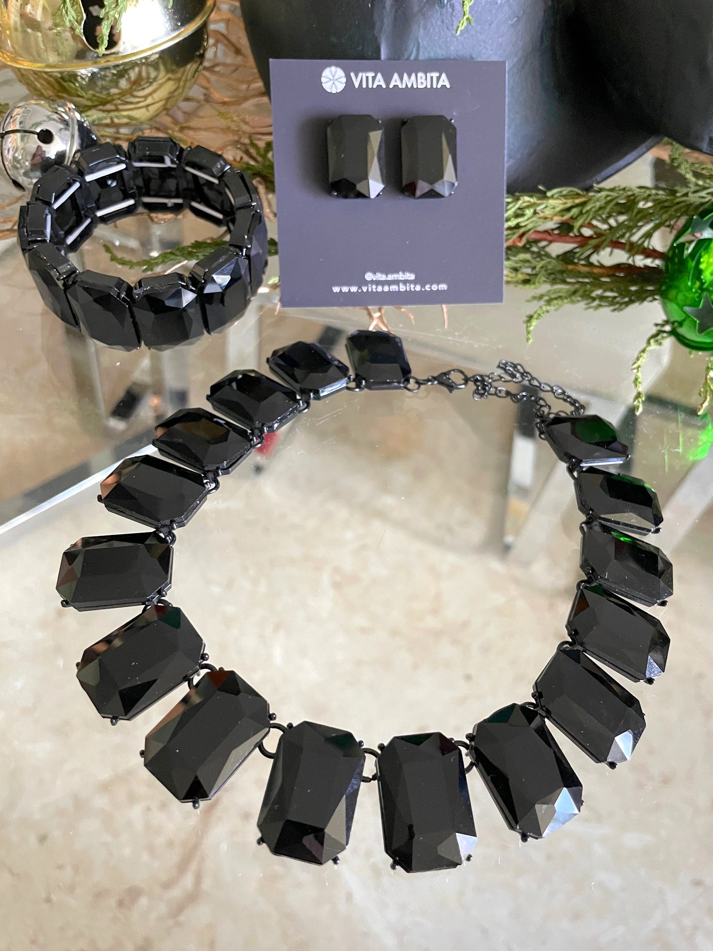 Jet Black crystals necklace- earrings - bracelet