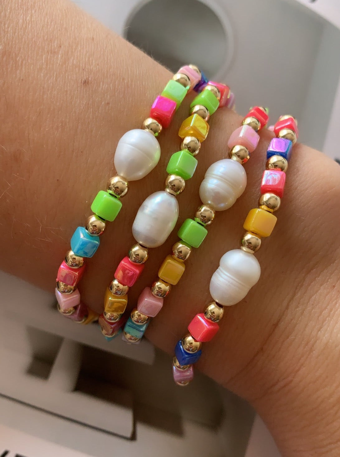 Colorful cubes and pearls bracelet