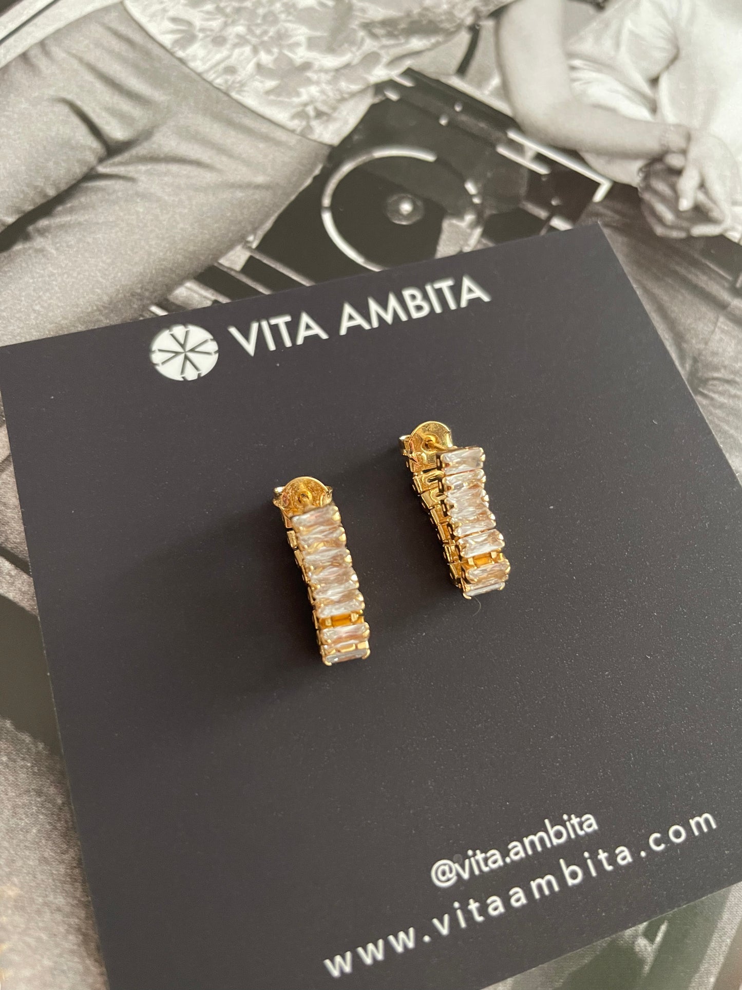 Connected baguette earrings