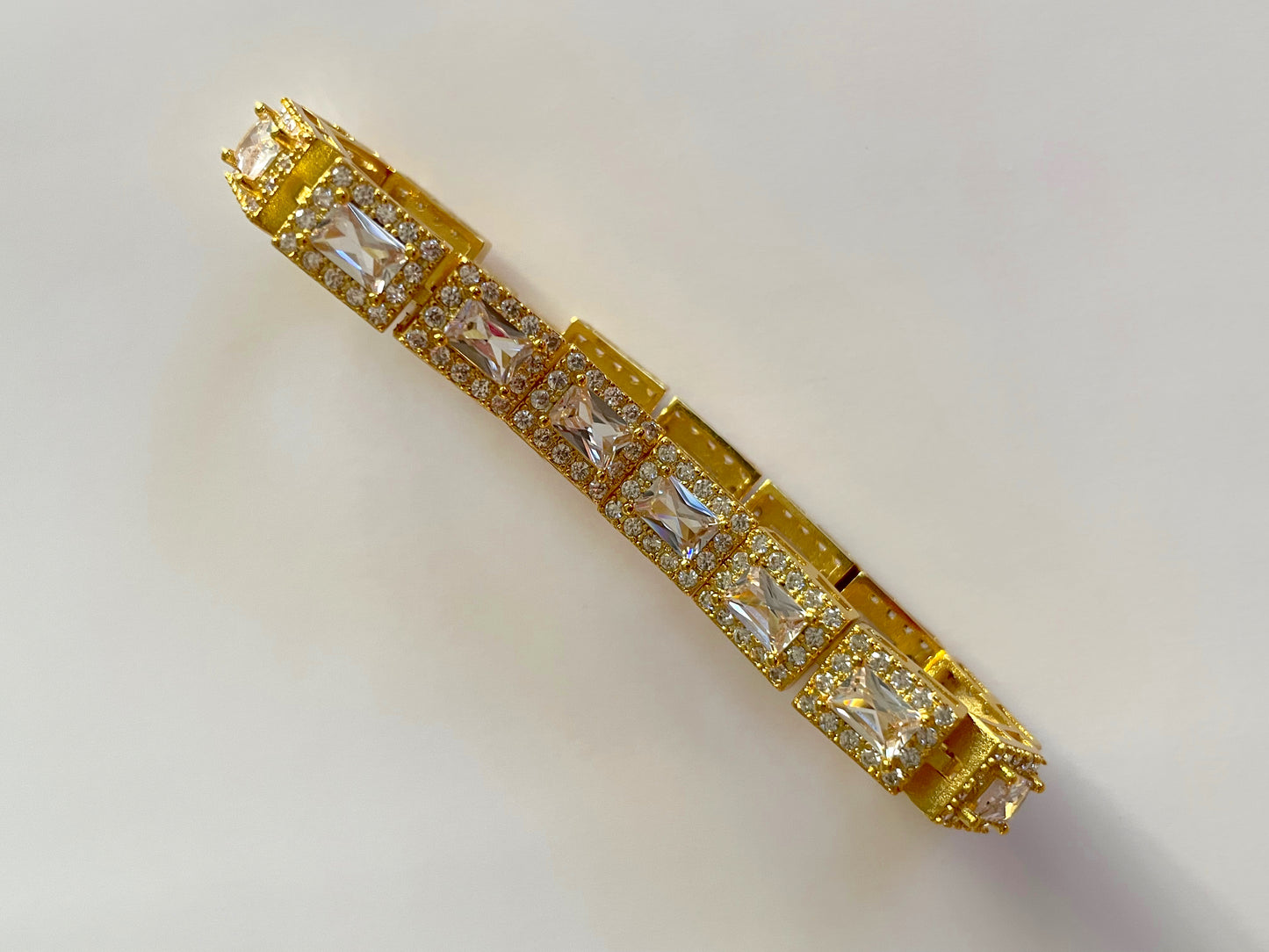 Rectangular zirconia bracelet
