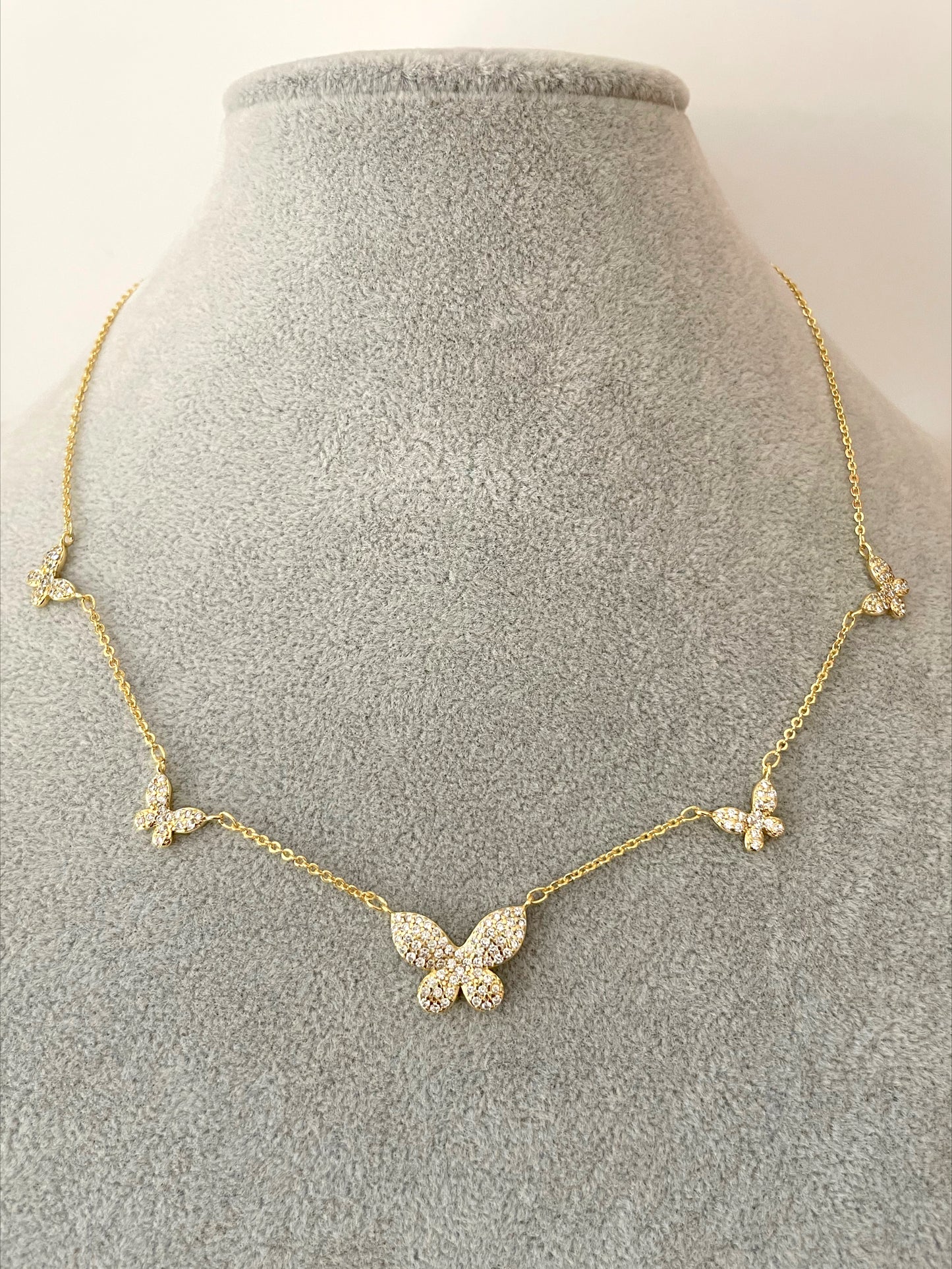 Zirconia Butterfly short necklace