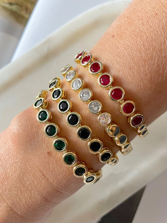 Bracelet en or avec pierres précieuses colorées