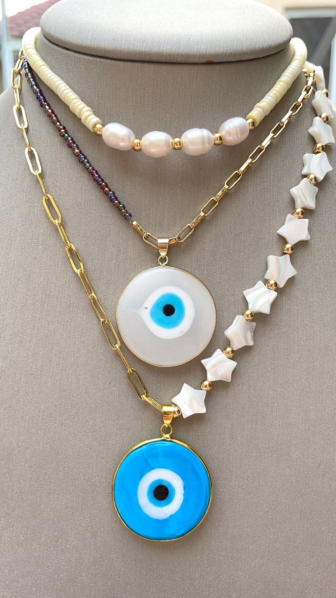 Half and half beads and link evil eye pendant necklace